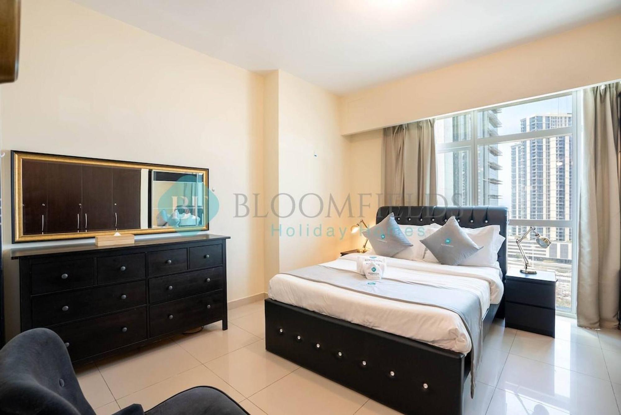 Bloomfields Pristine 1br In Tala Tower Al Reem Abu Dhabi
