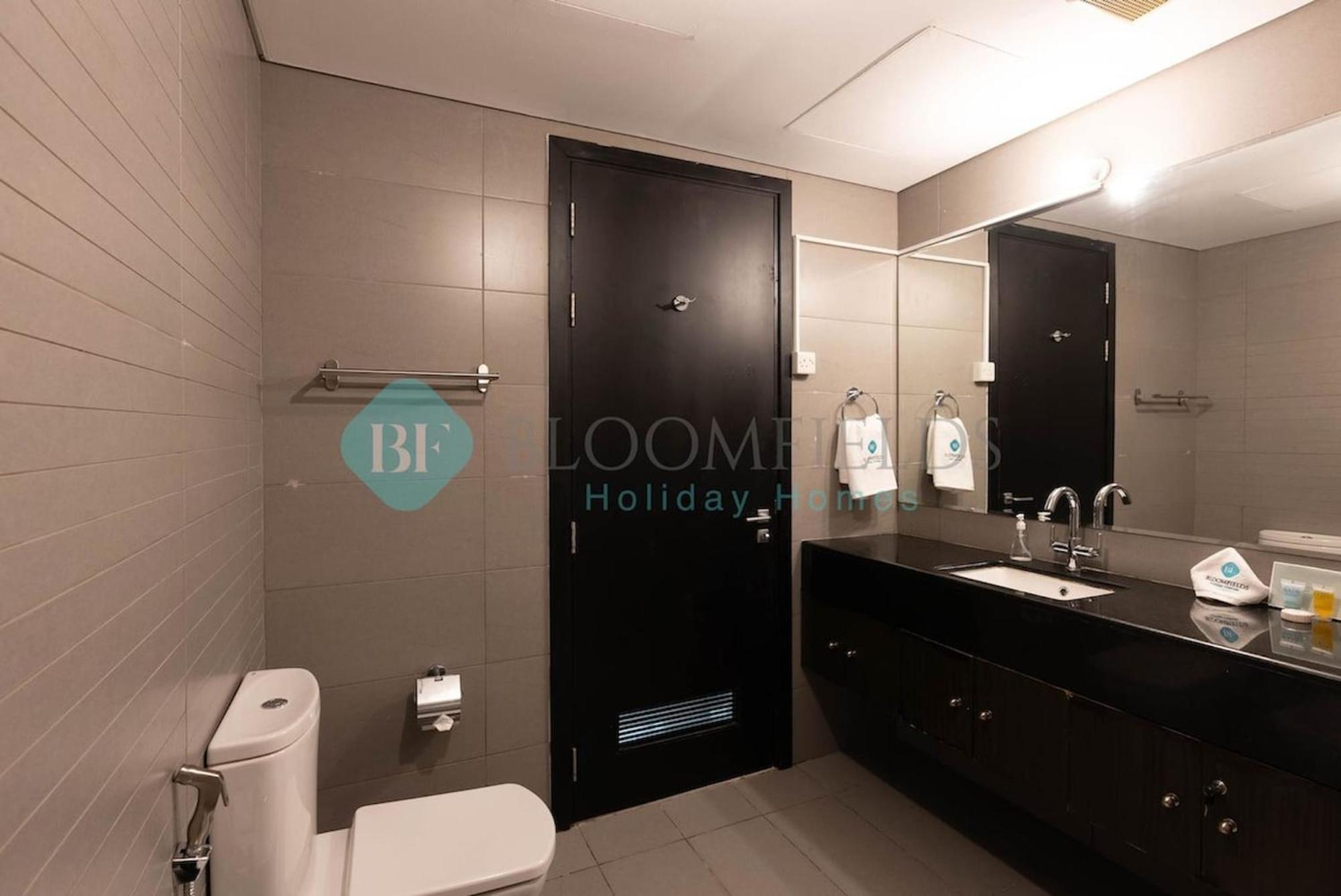 Bloomfields Pristine 1br In Tala Tower Al Reem *